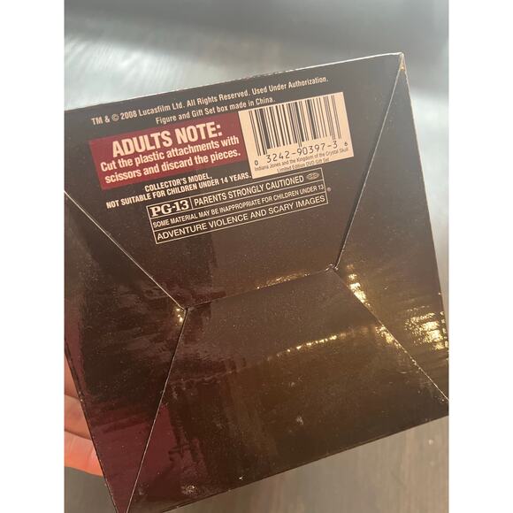 Indiana Jones and the Kingdom of the Crystal Skull DVD Limited Edition Gift Set - Picture 3 of 9